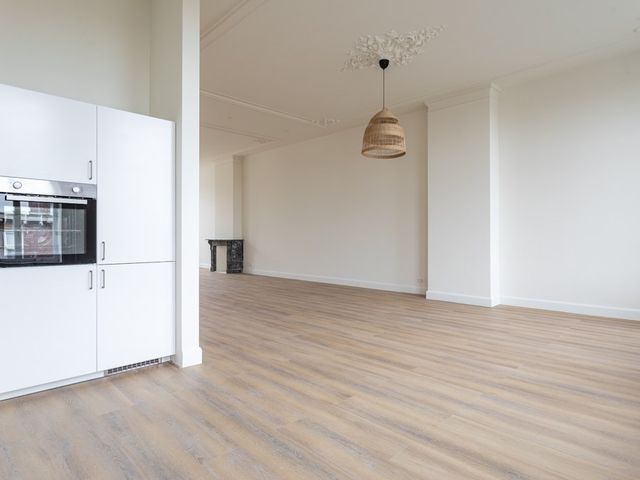 Javastraat 102A1, 's-Gravenhage