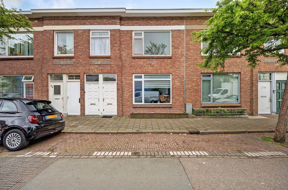 Burg van der Veldestraat 18