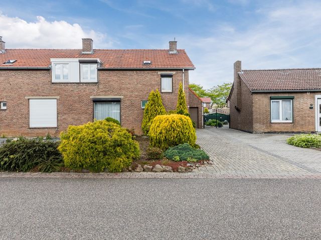 Merwedestraat 8, Stein