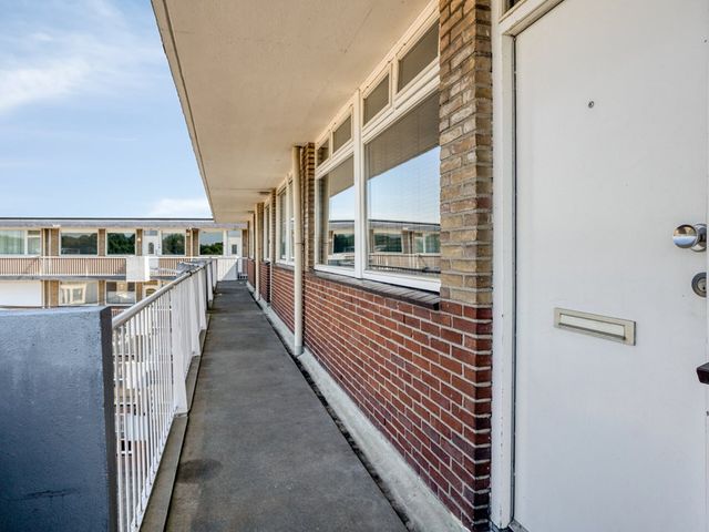 Pastoor van Akenstraat 104, Roosendaal