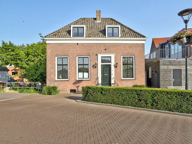 Boompjesstraat 4, Strijen