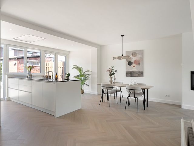 Caumerbeek 11, Geleen