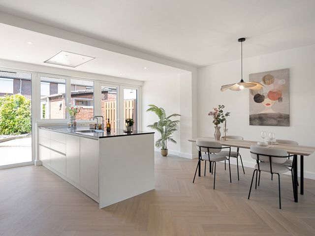 Caumerbeek 11, Geleen
