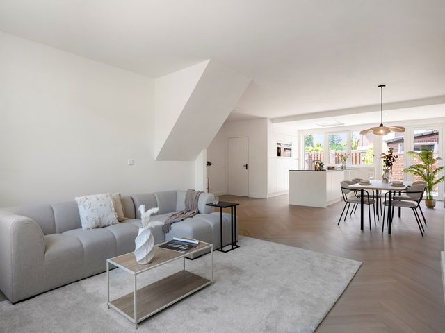 Caumerbeek 11, Geleen