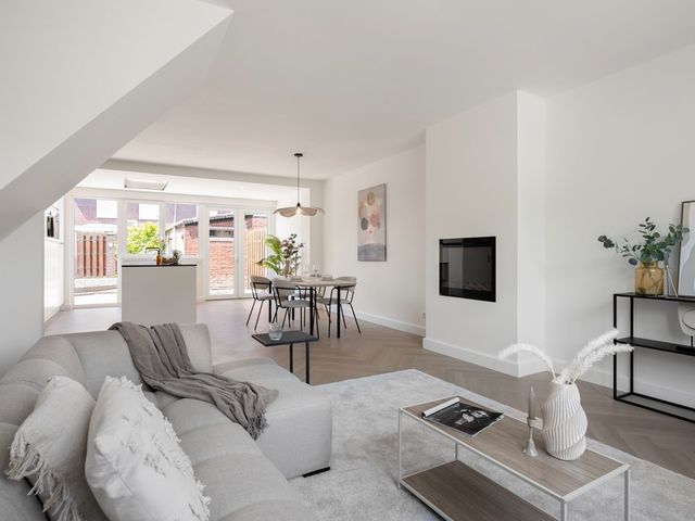 Caumerbeek 11, Geleen