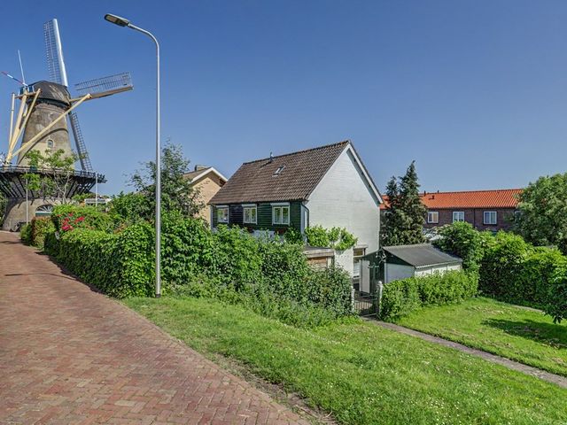 Molendijk 33, 's-Gravendeel
