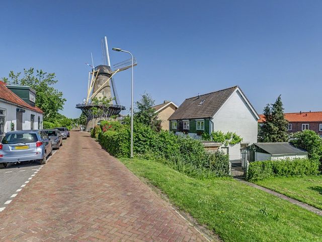 Molendijk 33, 's-Gravendeel