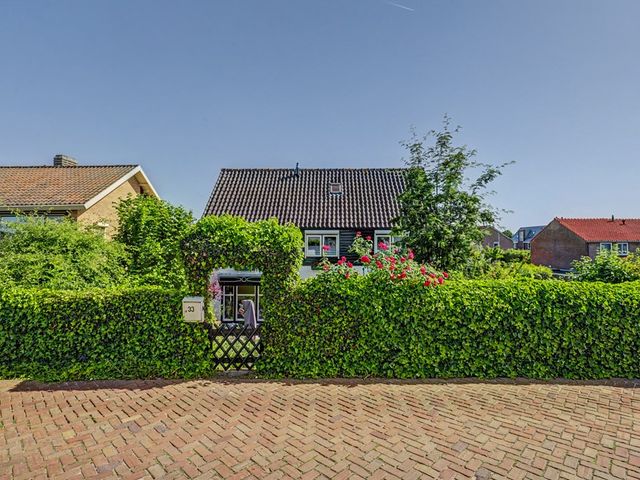 Molendijk 33, 's-Gravendeel