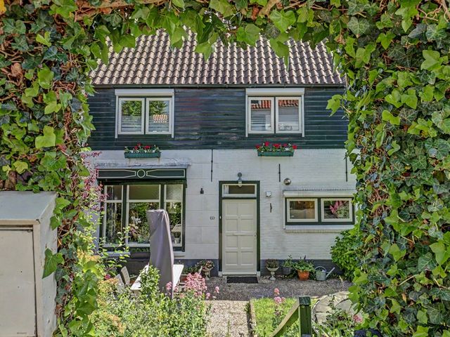 Molendijk 33, 's-Gravendeel