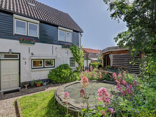 Molendijk 33, 's-Gravendeel