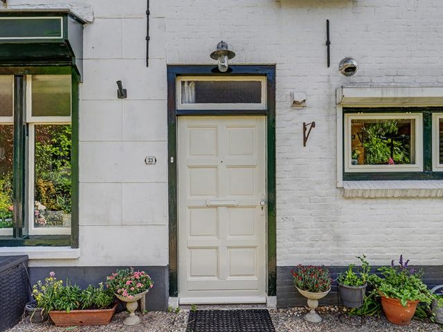 Molendijk 33, 's-Gravendeel