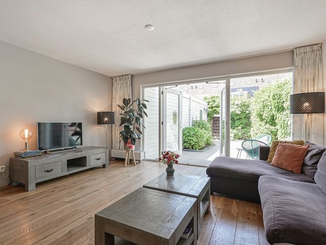 Pijlstaartsingel 18, 's-Gravenhage