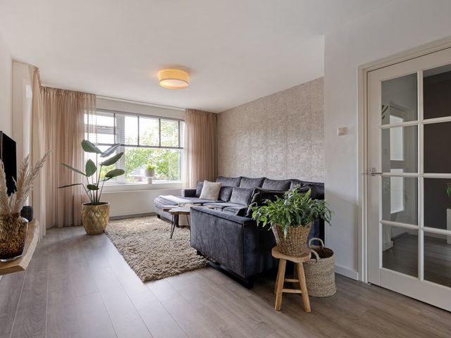Carel van Manderstraat 88, Heemskerk
