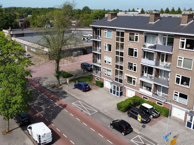 Carel van Manderstraat 88, Heemskerk