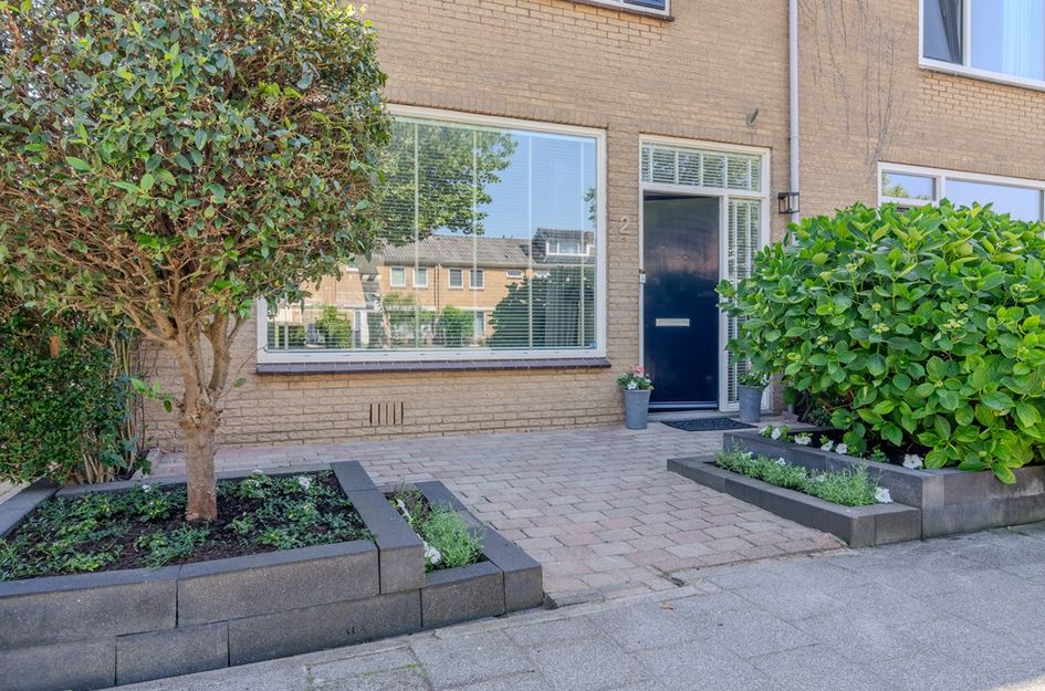 Admiraal Helfrichplein 2