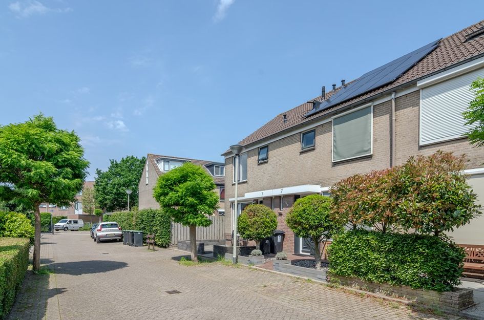 Meidoornstraat 35