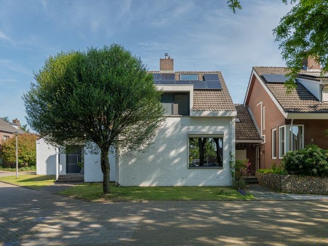 Titanenhof 16, Maastricht