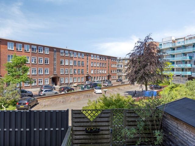 Erasmusweg 5A, 's-Gravenhage
