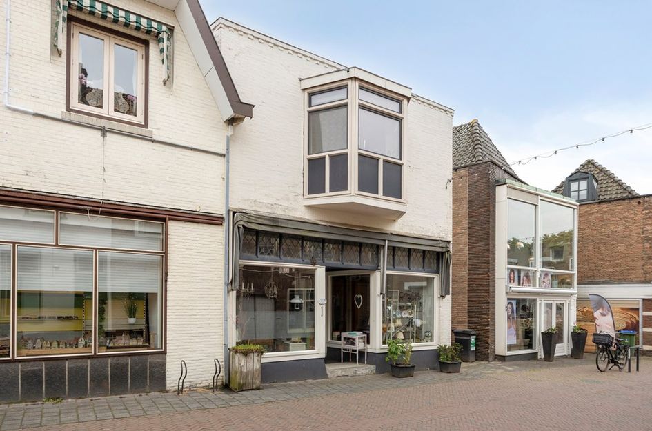 Kerkstraat 1