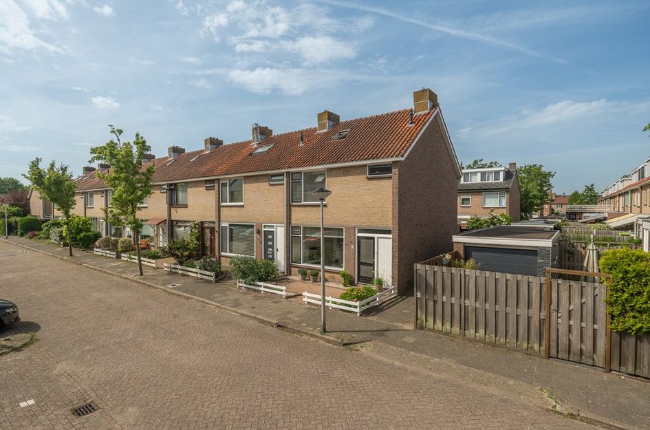 Lambrechtsveld 2