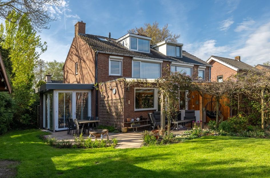Sint Lambertusstraat 24