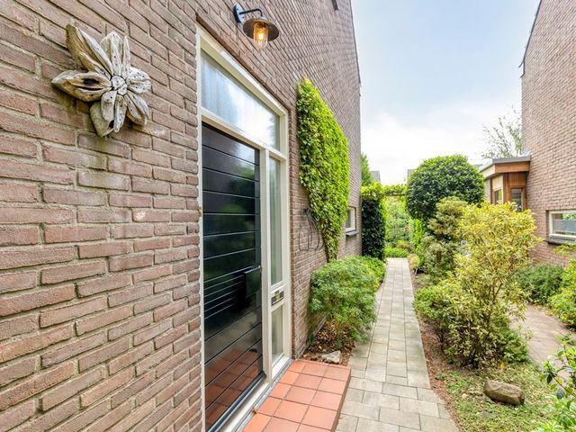 Beukenlaan 8, Rhenen