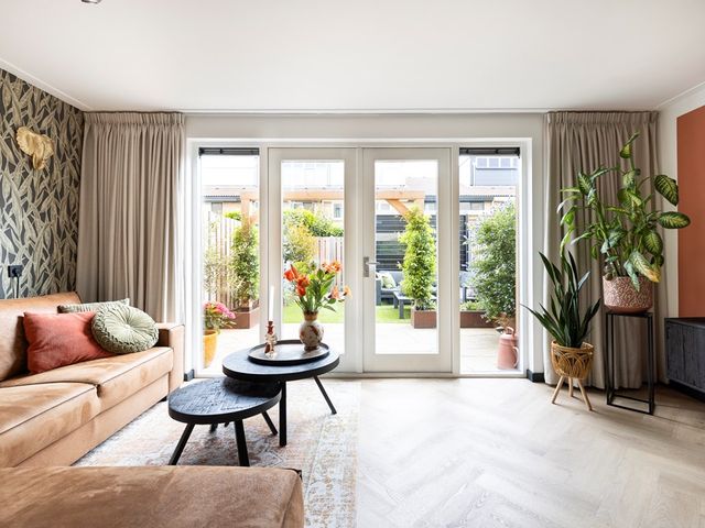 J. Paxtonstraat 41, Velserbroek