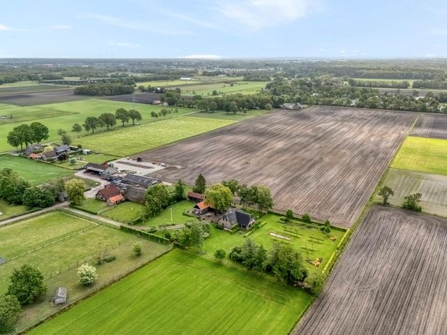 Rheezerveenseweg 10, Heemserveen