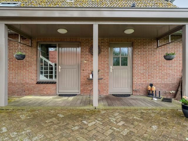 Rheezerveenseweg 10, Heemserveen