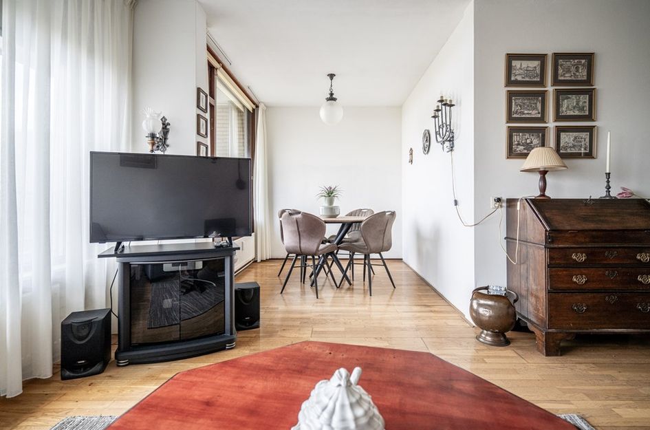 Graaf Janstraat 103