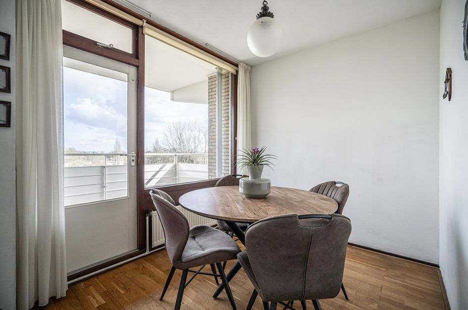 Graaf Janstraat 103