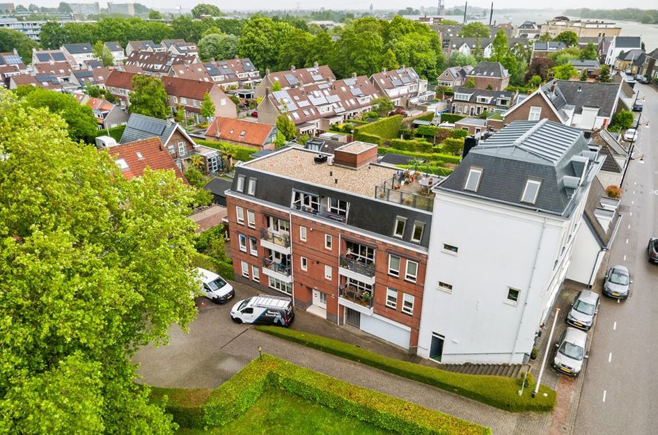 Rivierdijk 633