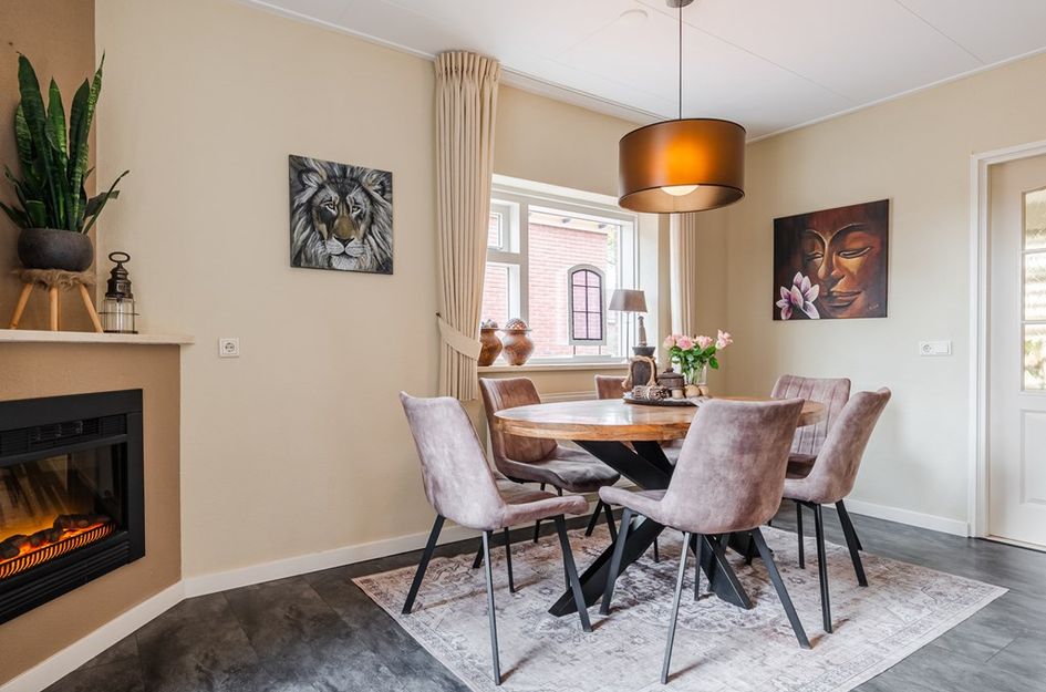 Spoorstraat 52