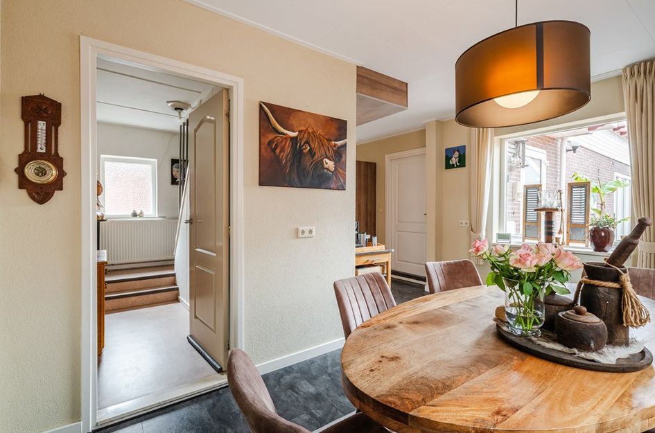Spoorstraat 52
