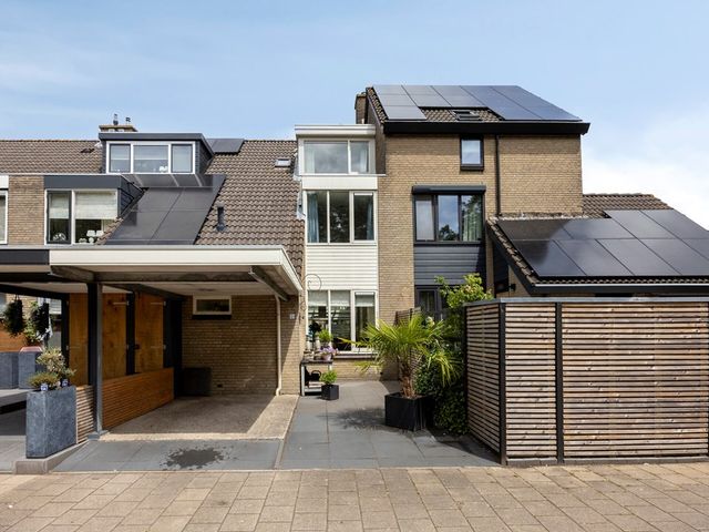 Margrietveld 2, Nieuwerkerk aan den IJssel