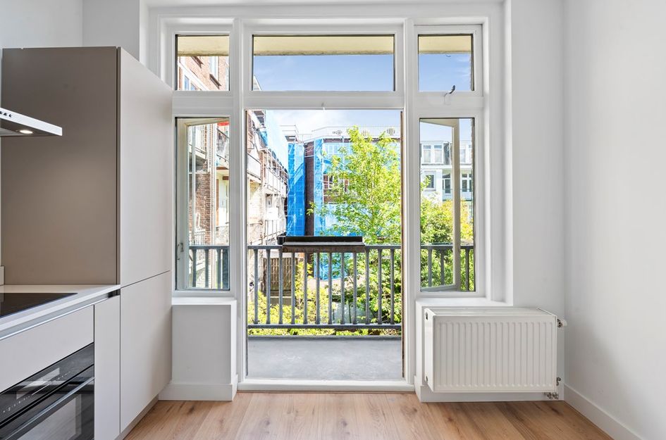Admiraal De Ruijterweg 160 2