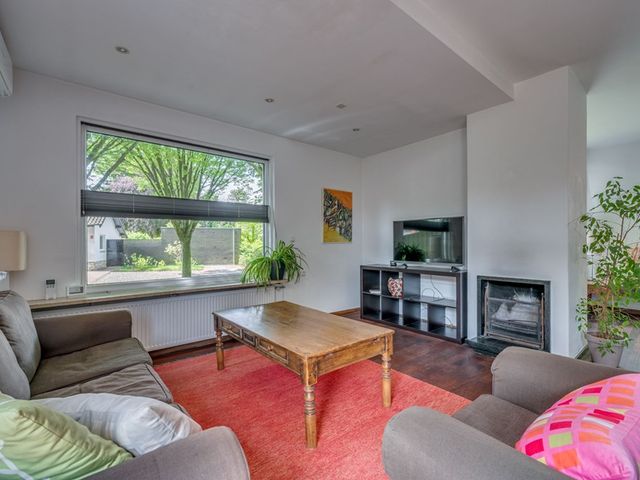 Le Bron de Vexelastraat 2, Roermond
