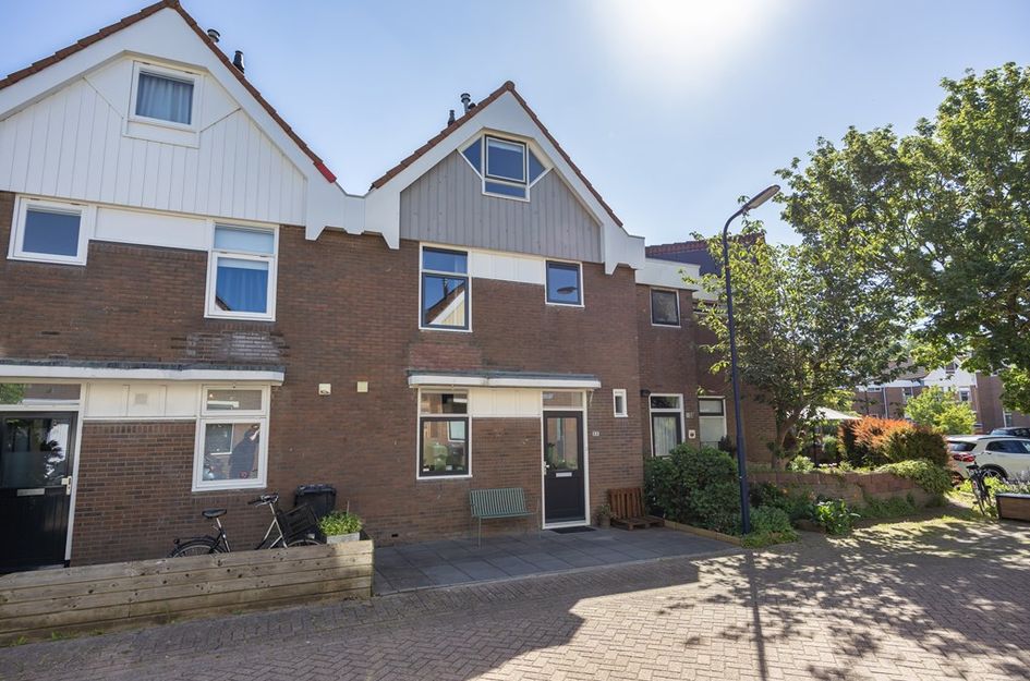 Tjerk Hiddes de Vriesstr 33