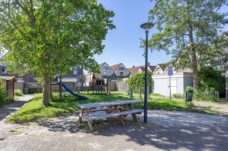 Tjerk Hiddes de Vriesstr 33