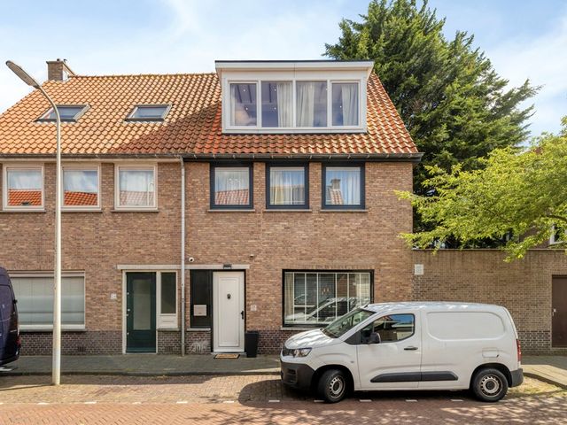 Busken Huëtstraat 28, 's-Gravenhage