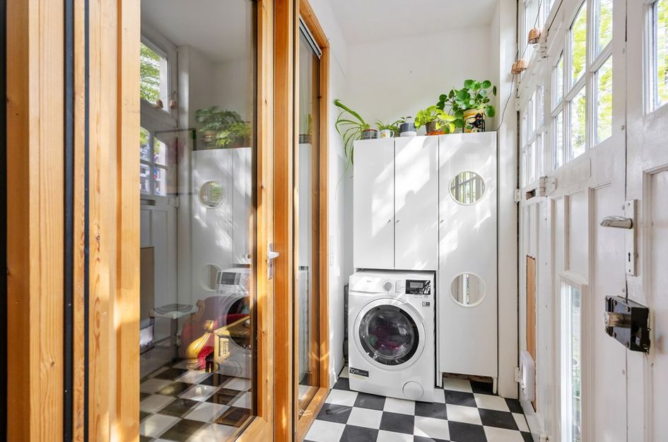 Eerste Hunzestraat 12