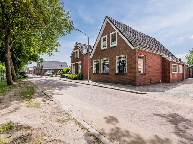 Sluiskade 107, Musselkanaal