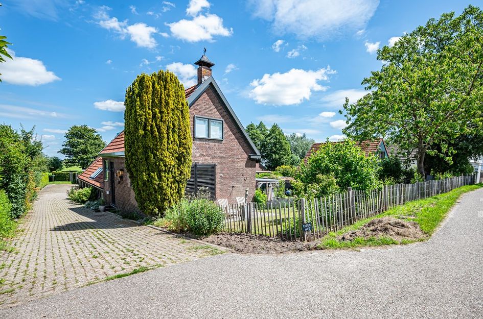 Kerkbuurt 14