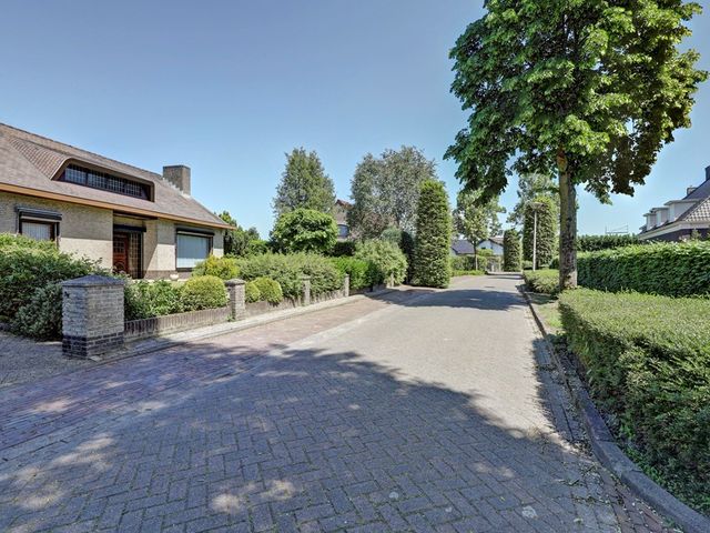 Wilgenstraat 12, St. Willebrord
