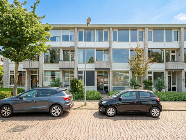 van Ruysdaellaan 50, Leidschendam