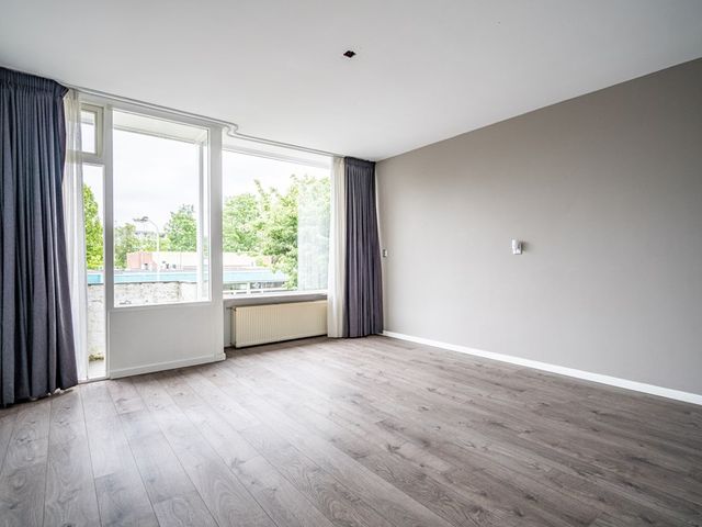 van Ruysdaellaan 50, Leidschendam