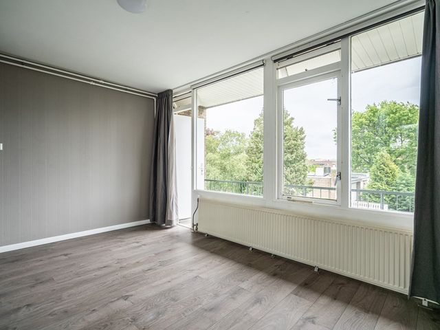 van Ruysdaellaan 50, Leidschendam