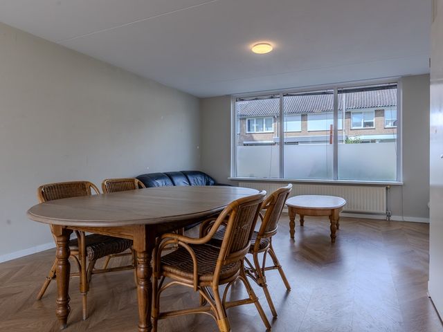Carel Willinkplein 13, Roosendaal