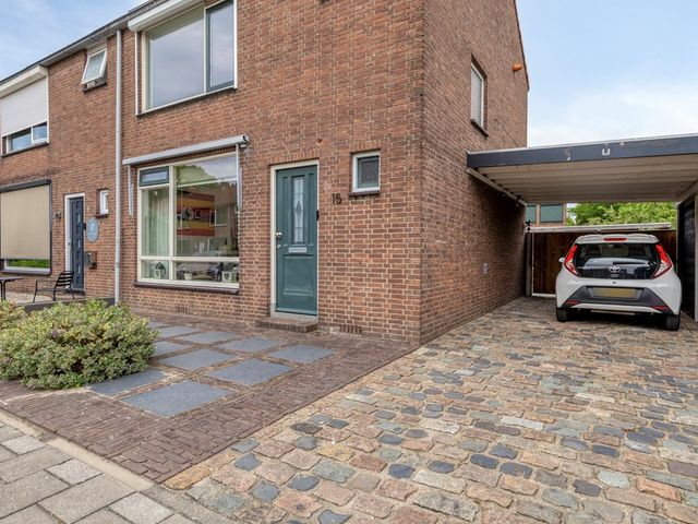 Breitnerstraat 15, Zwijndrecht