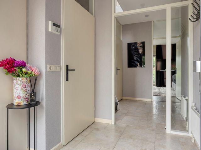 Laan van Floris de 5e 145, Nootdorp